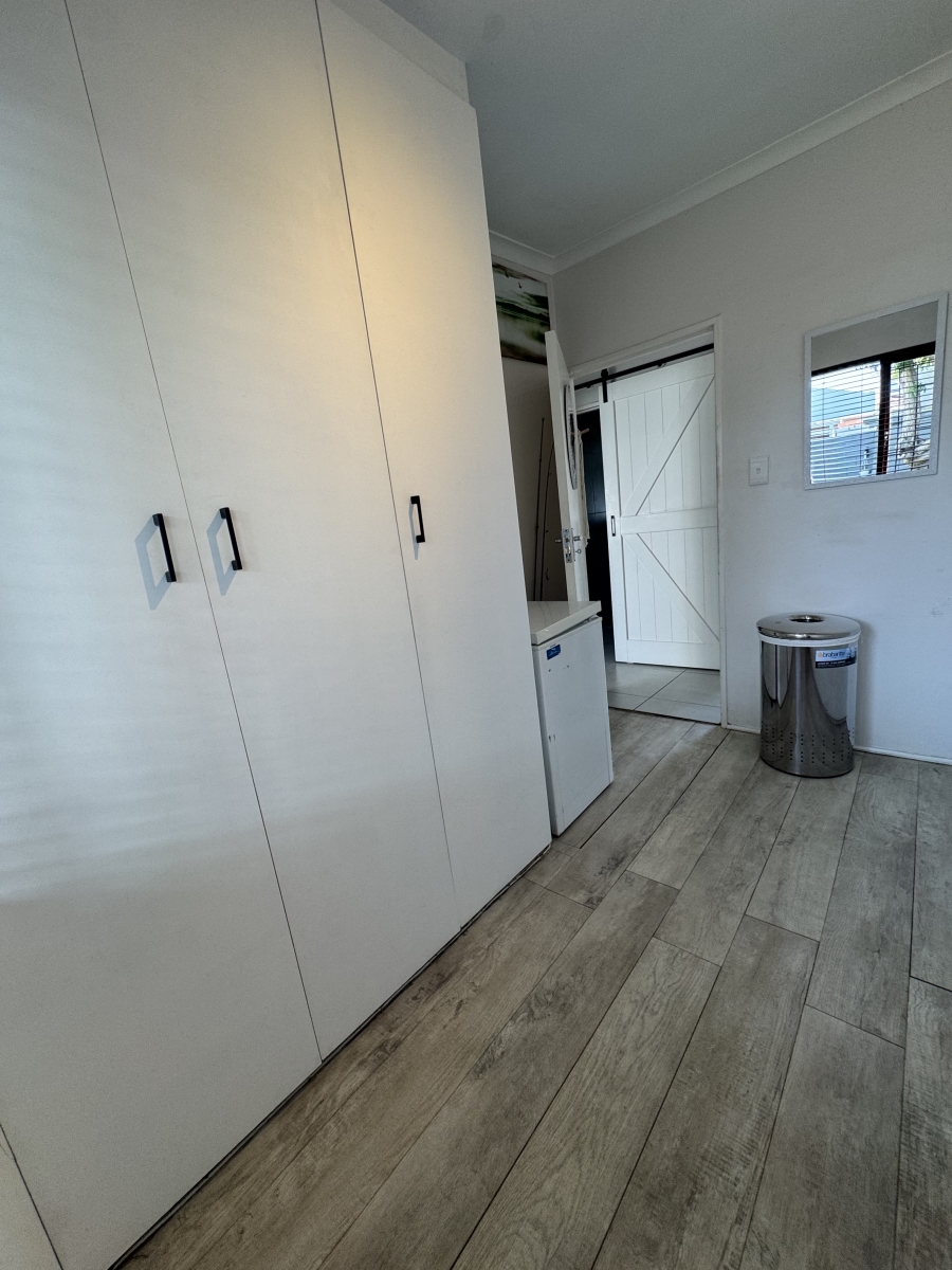 To Let 1 Bedroom Property for Rent in Kirstenhof Western Cape